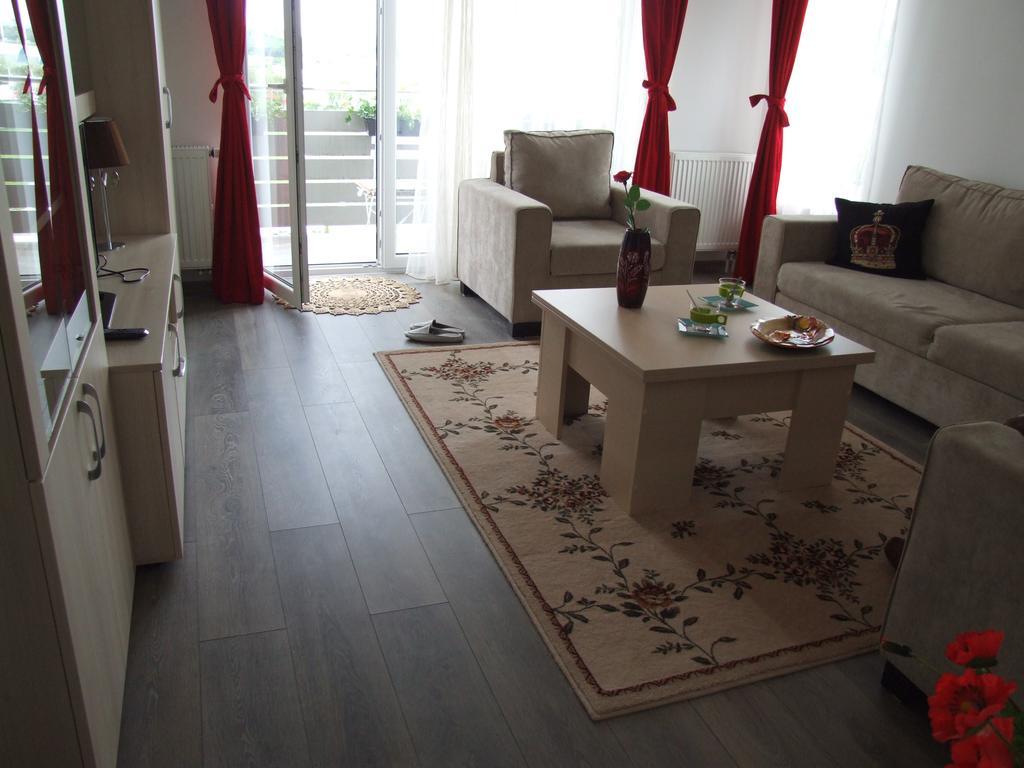 Anca Apartment Braşov Exteriör bild