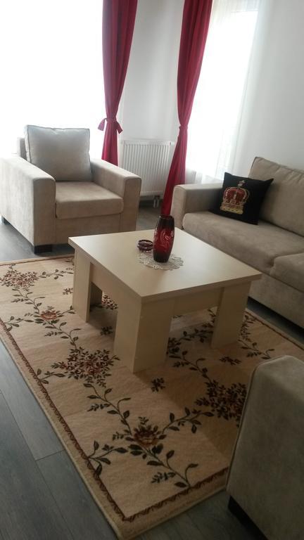 Anca Apartment Braşov Exteriör bild